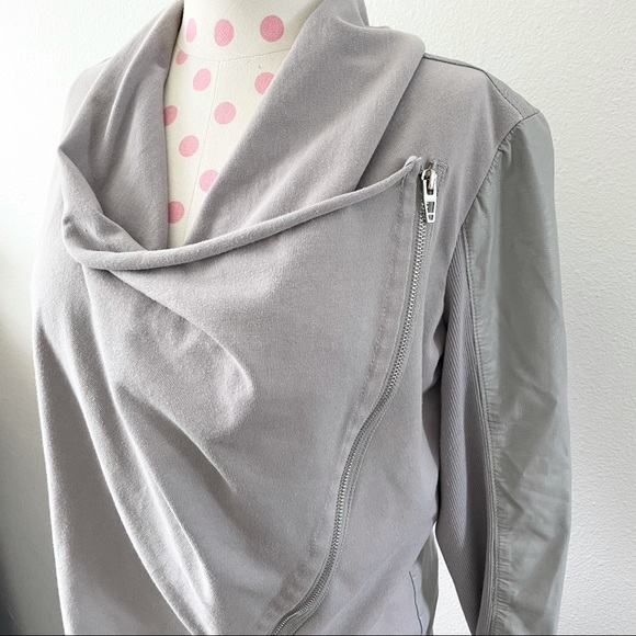 Blank NYC Private Practice Grey Waterfall Jacket - Picture 5 of 10